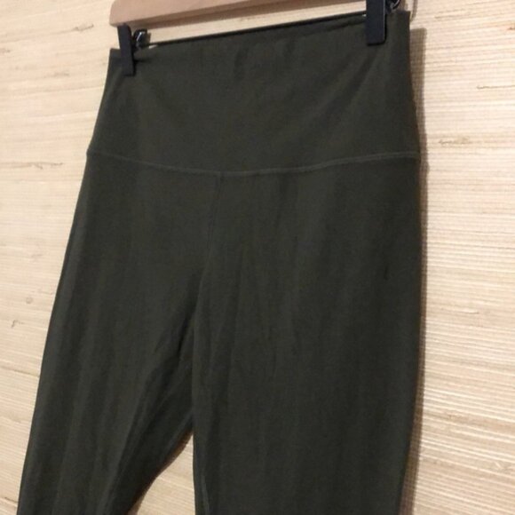Lululemon Forest Green Align High-Rise 28” Leggings size 10 - Picture 4 of 10